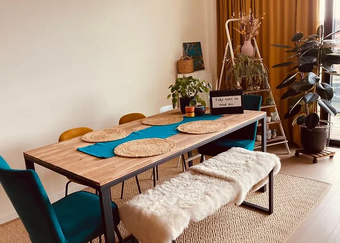 Cozy Two Bedroom Apartment Near City Centre Gent