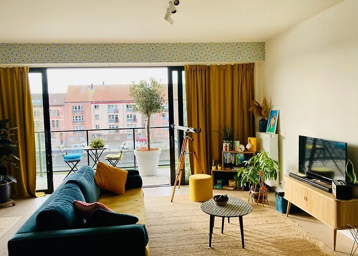 Cozy Two Bedroom Apartment Near City Centre Gent