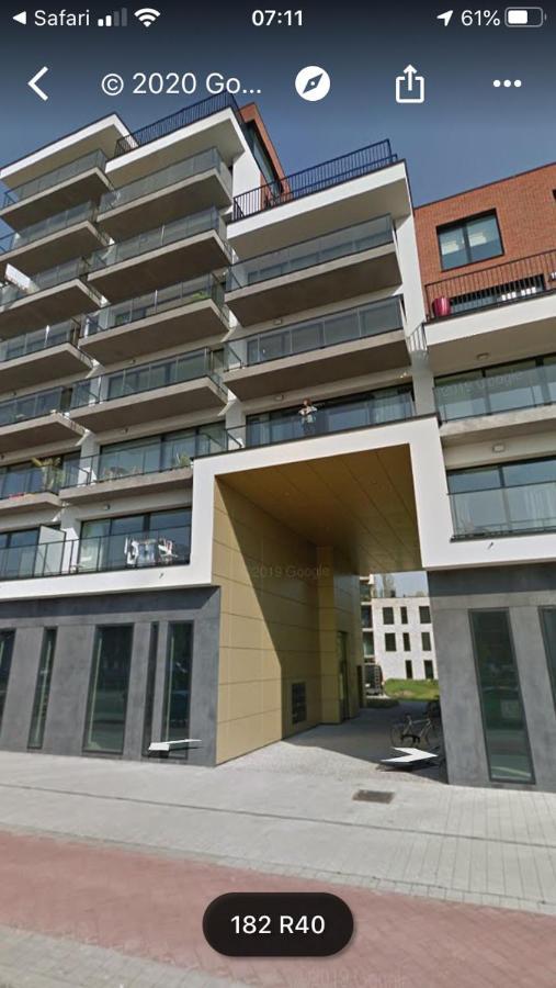 Cozy Two Bedroom Near Centre Appartement *
