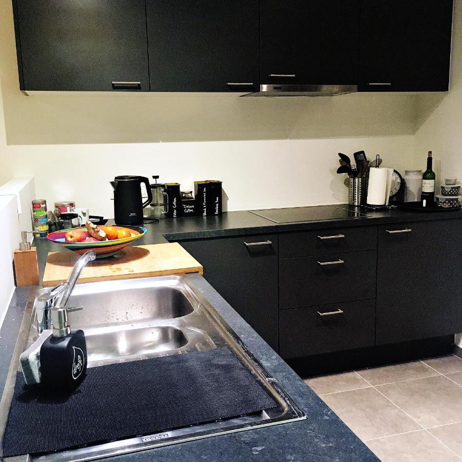 Cozy Two Bedroom Near Centre Appartement Gand
