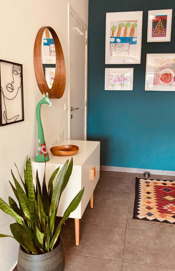 Appartement Cozy Two Bedroom Near Centre *